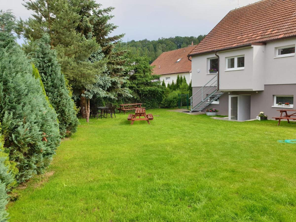 Ubytovani Adr100 Adrspach Bagian luar foto